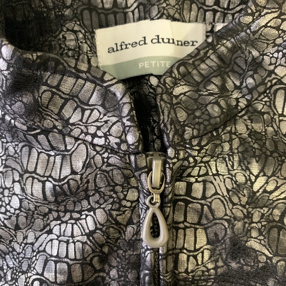 Alfred Dunner Women Jacket 12P Gray Silver Snakeskin Full Zip Pockets Lined - Picture 4 of 7